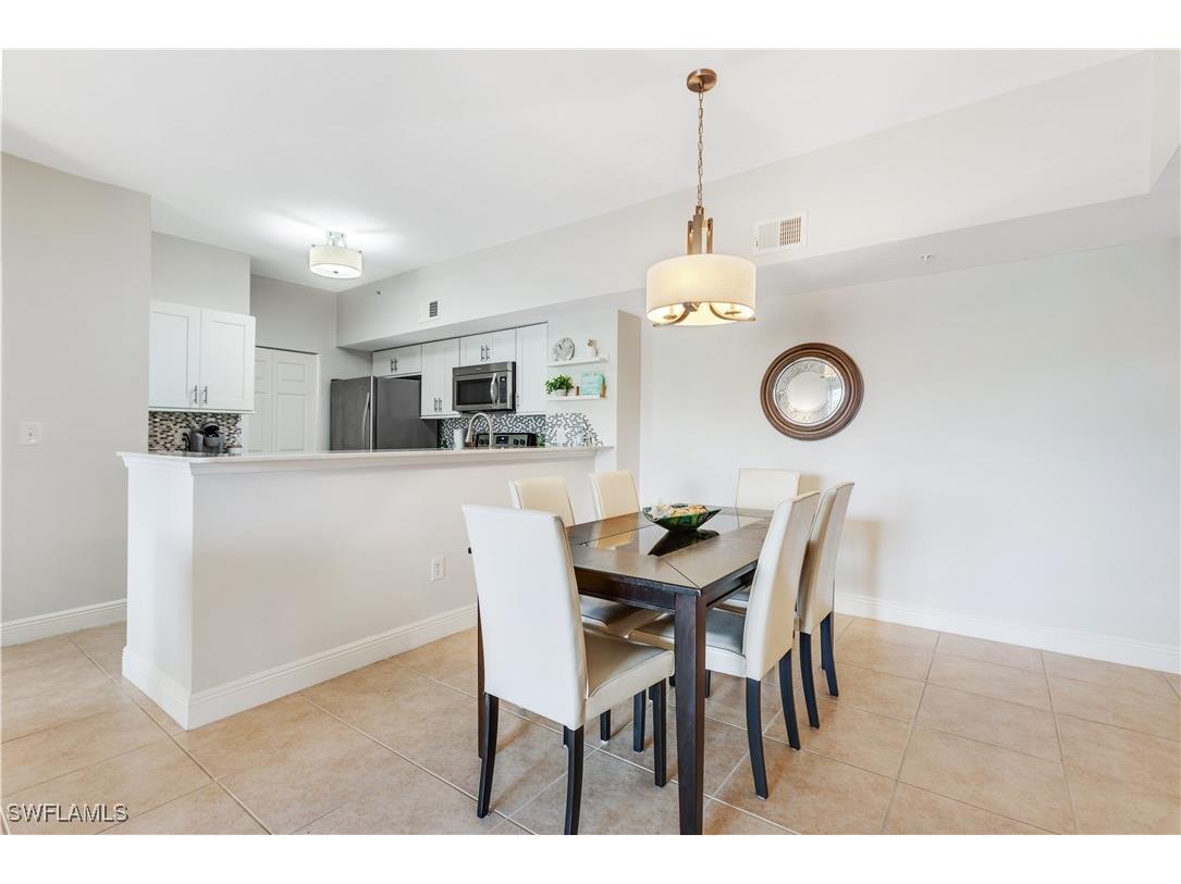 1835 Florida Club Circle #3303 Naples FL 34112 225045755 image4