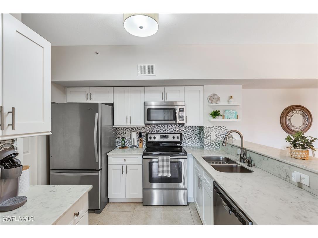 1835 Florida Club Circle #3303 Naples FL 34112 225045755 image6