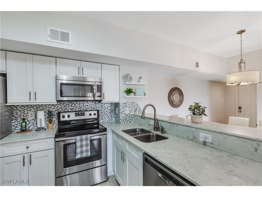 1835 Florida Club Circle #3303 Naples FL 34112 225045755 image7