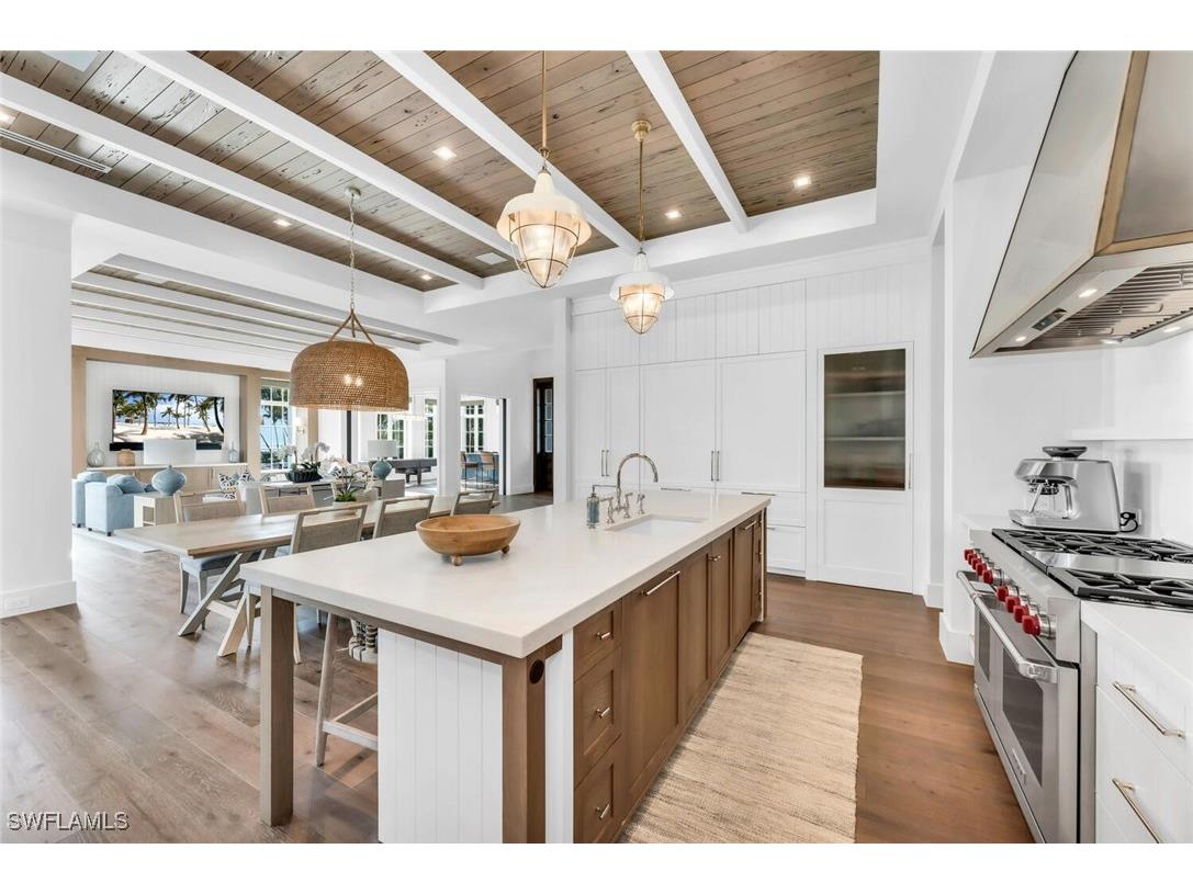 1835 Gulf Shore Boulevard S Naples FL 34102 225064151 image15