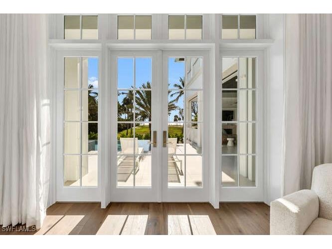 1835 Gulf Shore Boulevard S Naples FL 34102 225064151 image17