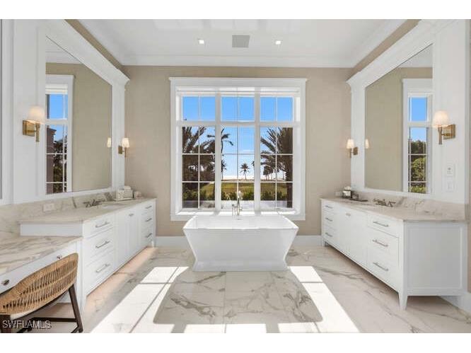 1835 Gulf Shore Boulevard S Naples FL 34102 225064151 image18