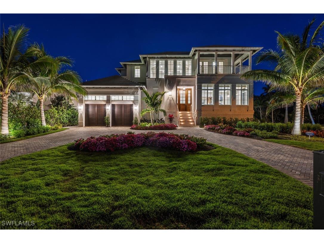 1835 Gulf Shore Boulevard S Naples FL 34102 225064151 image2