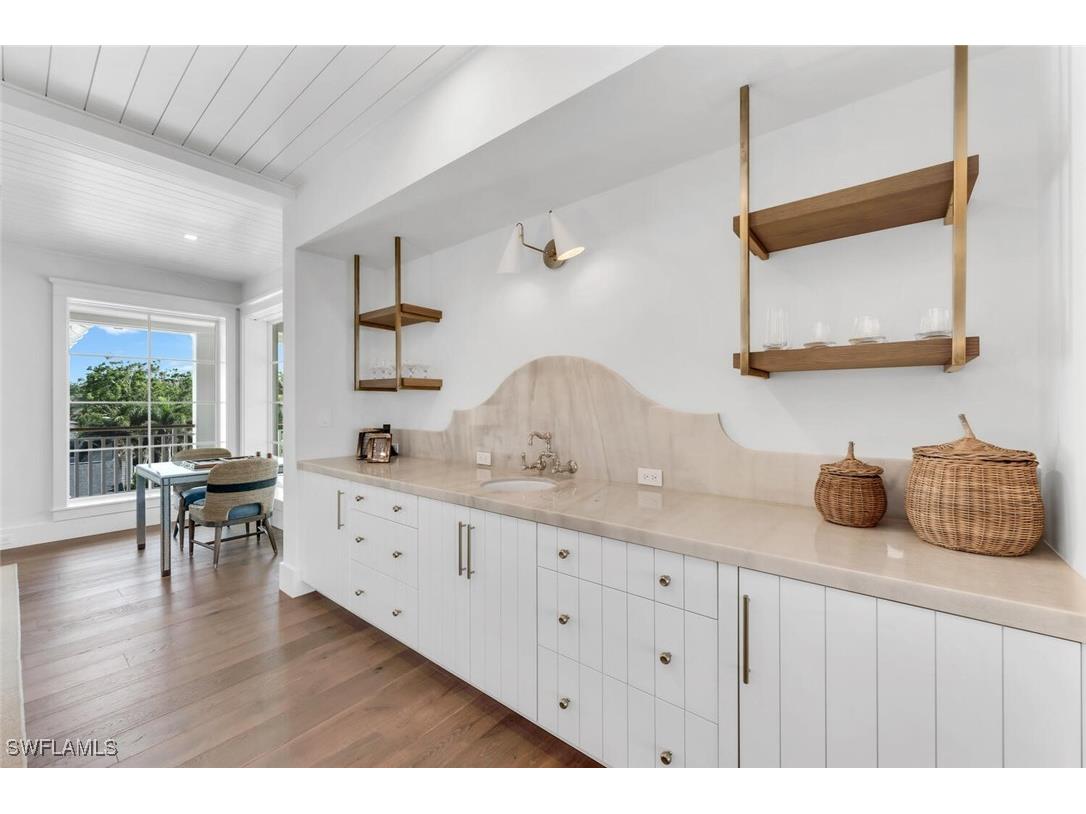 1835 Gulf Shore Boulevard S Naples FL 34102 225064151 image30