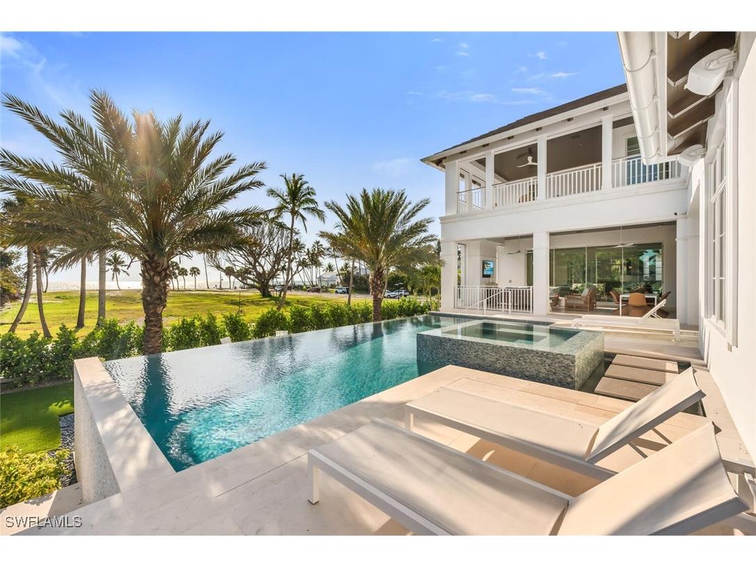 1835 Gulf Shore Boulevard S Naples FL 34102 225064151 image42