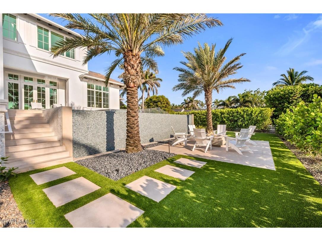 1835 Gulf Shore Boulevard S Naples FL 34102 225064151 image44