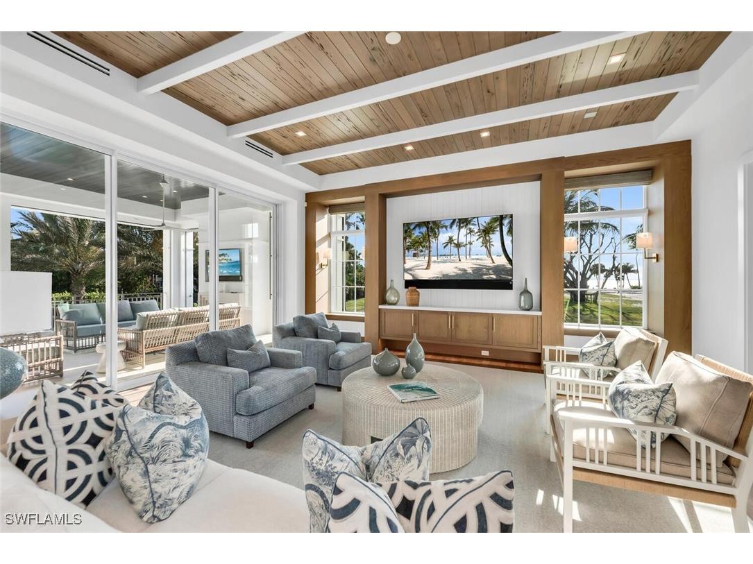 1835 Gulf Shore Boulevard S Naples FL 34102 225064151 image5