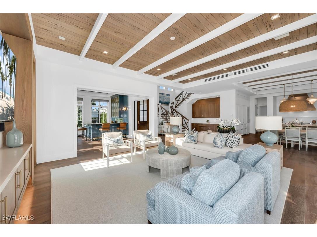 1835 Gulf Shore Boulevard S Naples FL 34102 225064151 image6