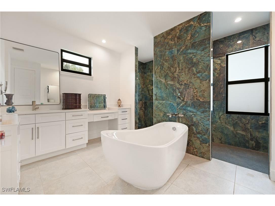 18355 Fairmont Drive Naples FL 34114 225080506 image19