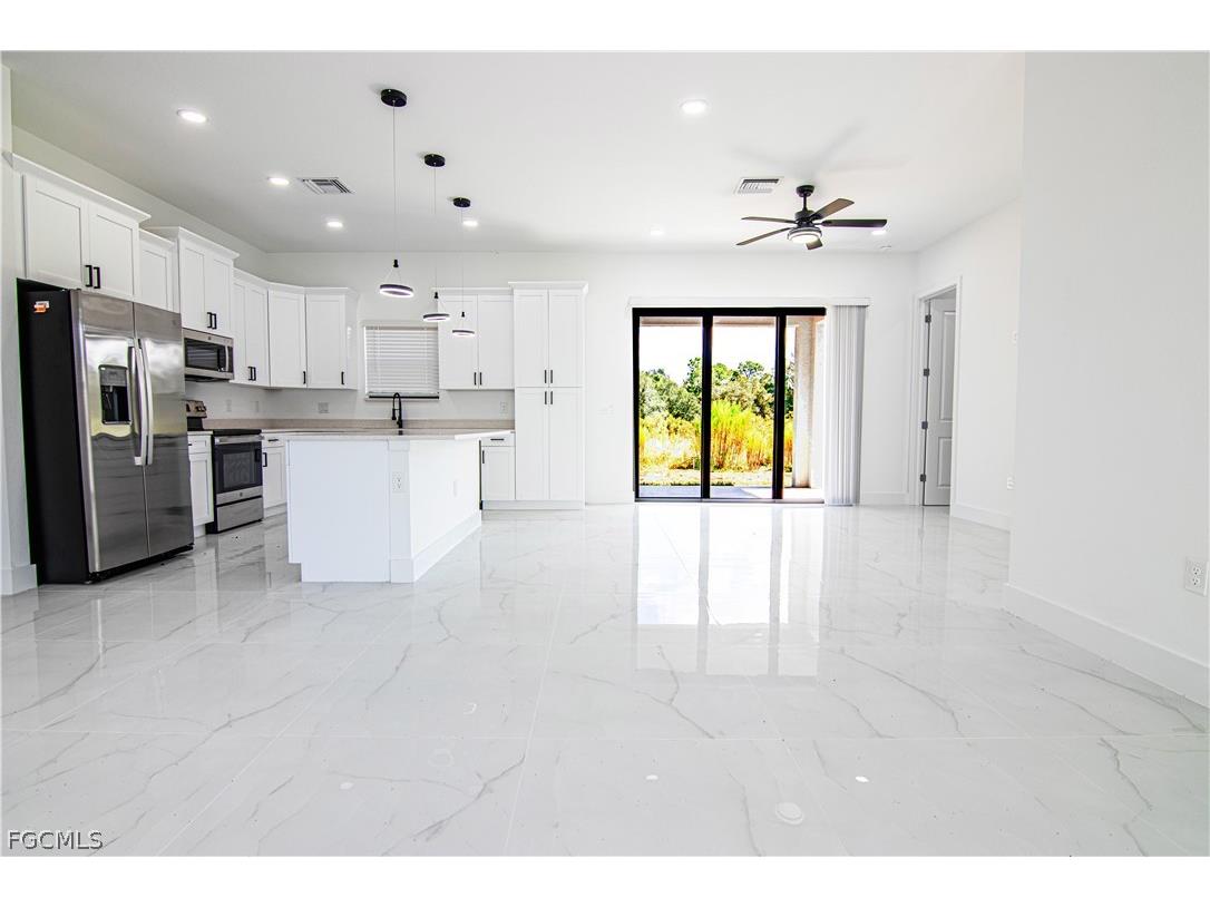 1836 Lindsay Street Lehigh Acres FL 33972 2026012928 image3