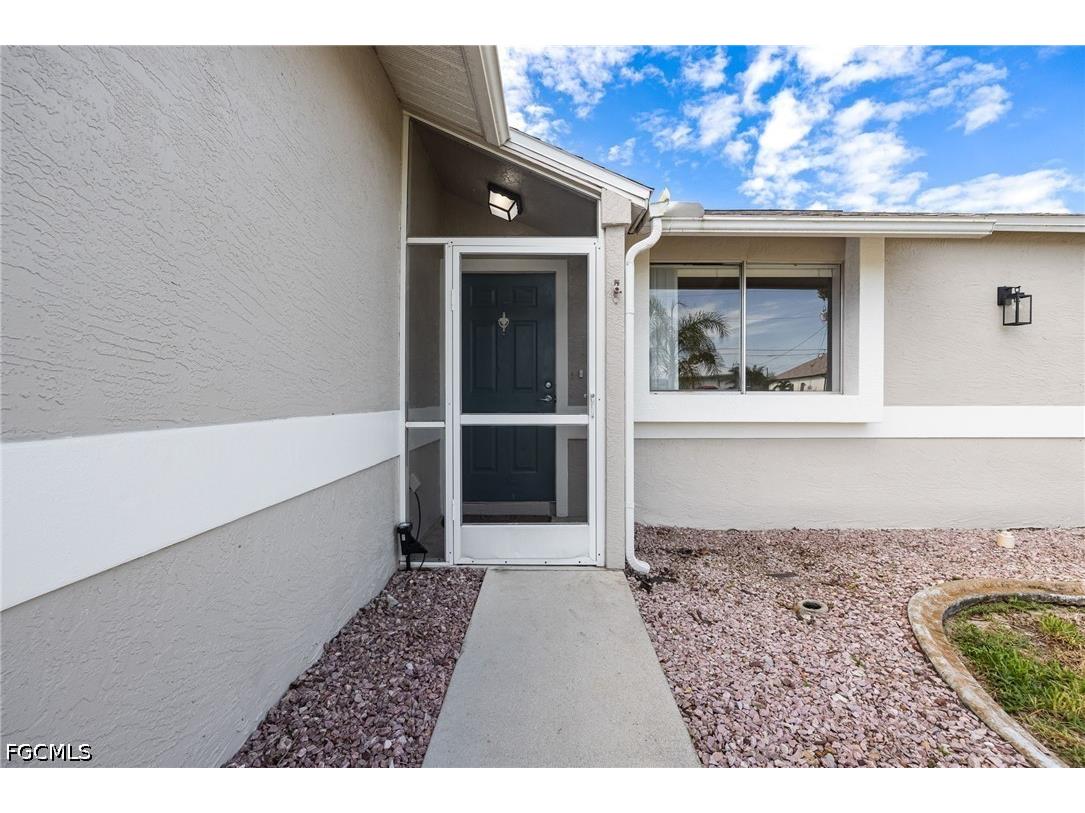 1836 NW 15th Street Cape Coral FL 33993 2026025194 image5