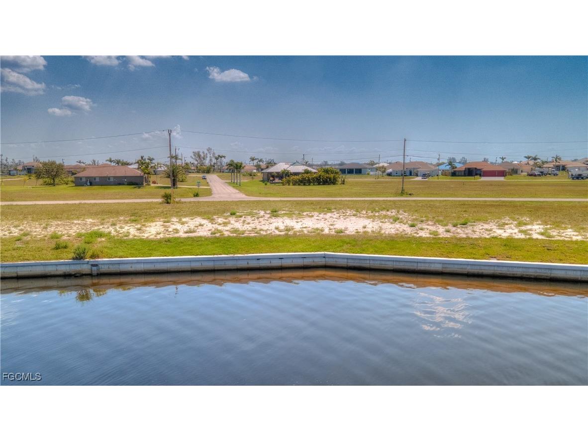 1836 NW 37th Place Cape Coral FL 33993 2025016201 image8