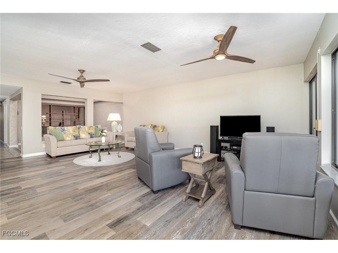 1836 Pine Glade Circle Fort Myers FL 33907 225052524 image4