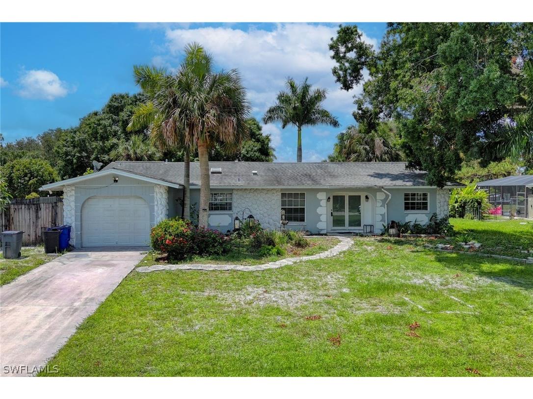 1837 Marina Circle North Fort Myers FL 33903 224033683 image1