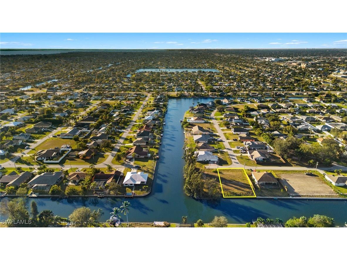1837 NE 2nd Street Cape Coral FL 33909 225006786 image1