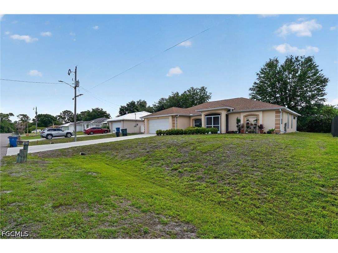 1838 Jovita Avenue Lehigh Acres FL 33972 2026014493 image3