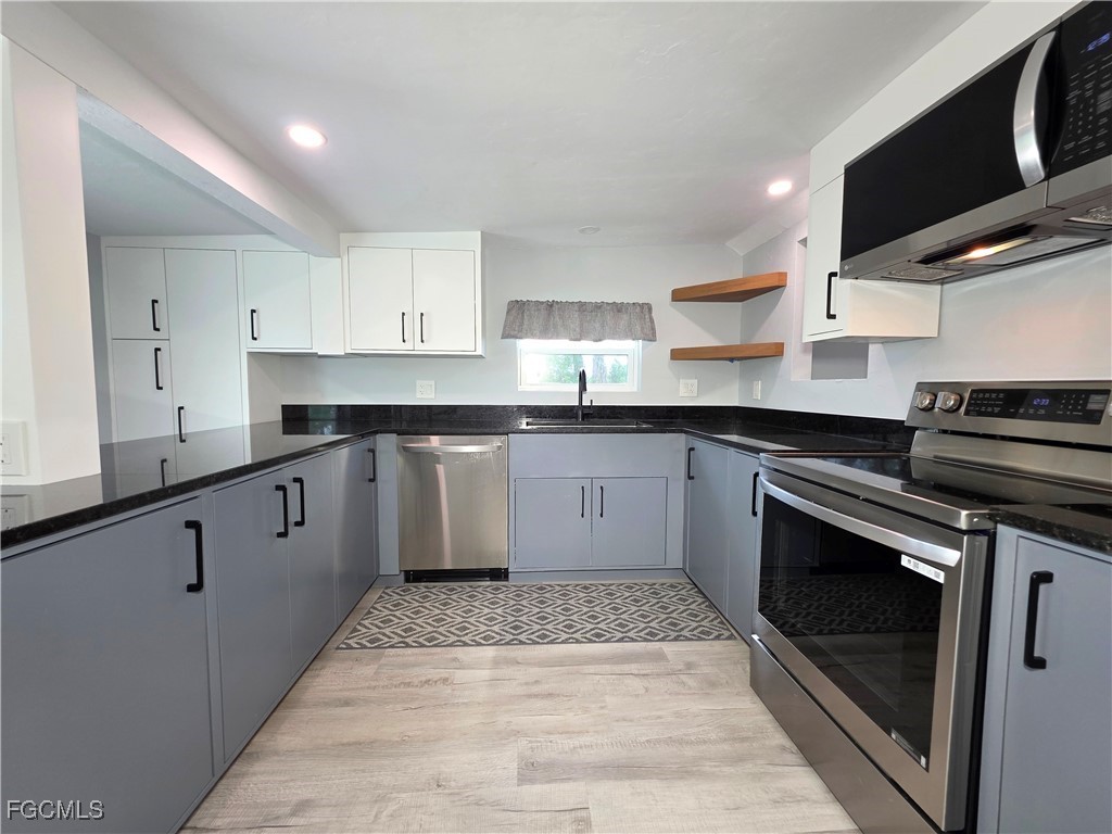 18387 Pioneer Road Fort Myers FL 33908 2025003092 image2