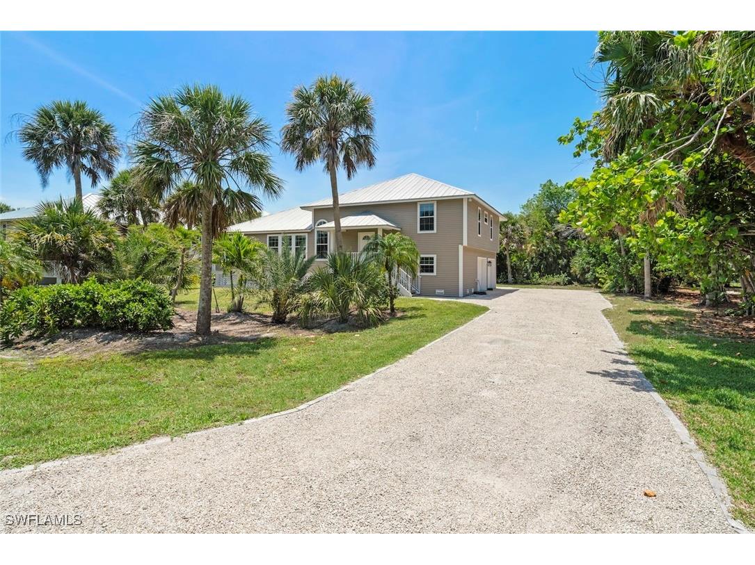 1839 Farm Trail Sanibel FL 33957 225037930 image1