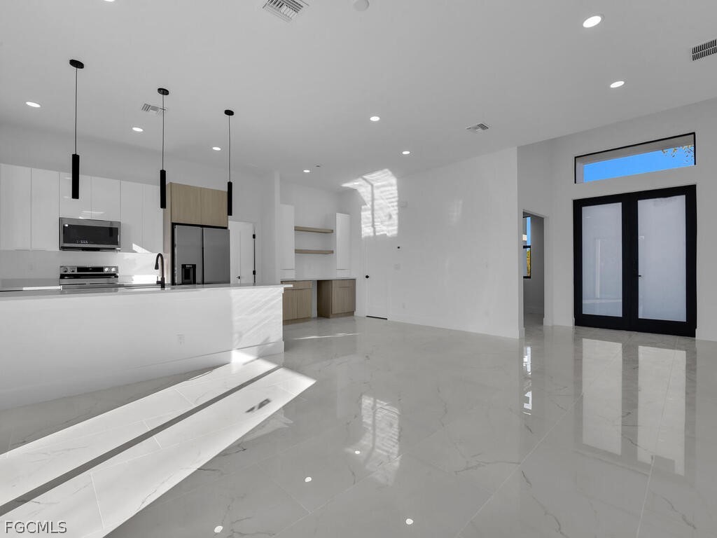 1839 Lockhaven Court Lehigh Acres FL 33972 2026008681 image3