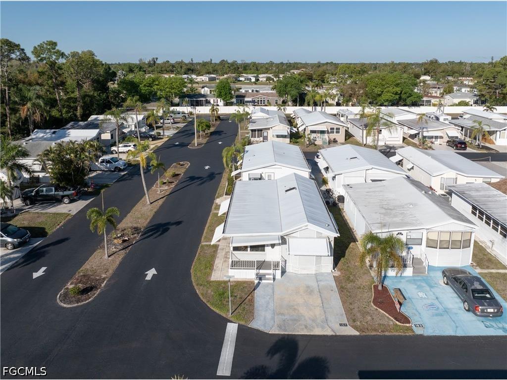 184 Caravan Circle North Fort Myers FL 33903 2026014164 image4