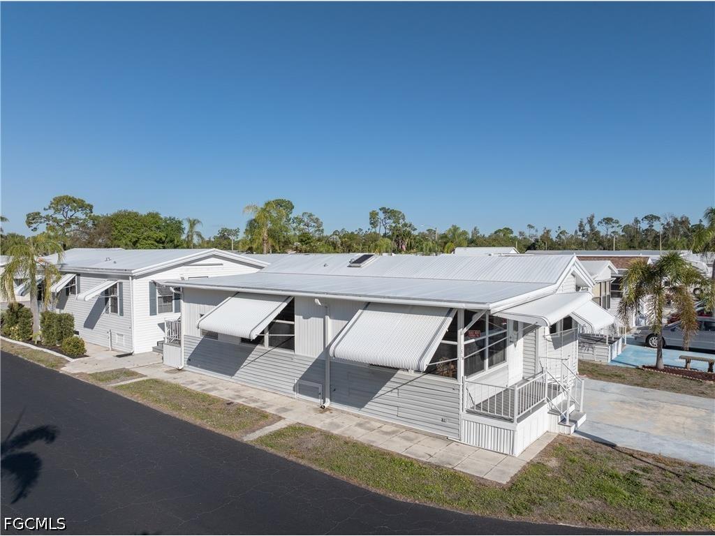 184 Caravan Circle North Fort Myers FL 33903 2026014164 image7