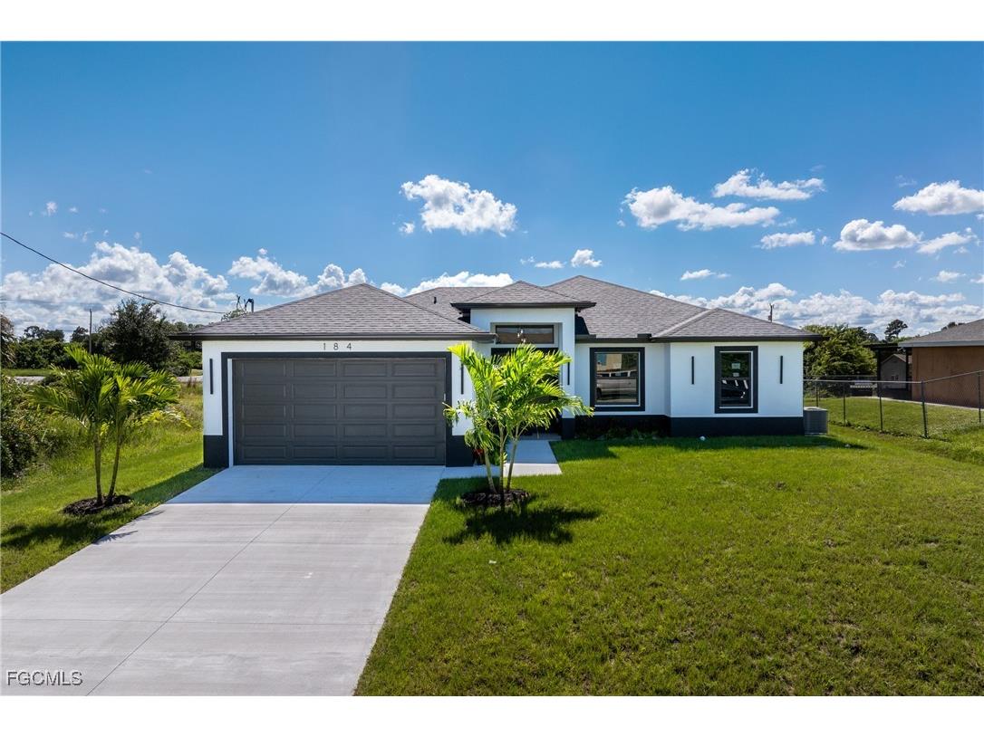 184 Pembroke Street Lehigh Acres FL 33974 2025015277 image1