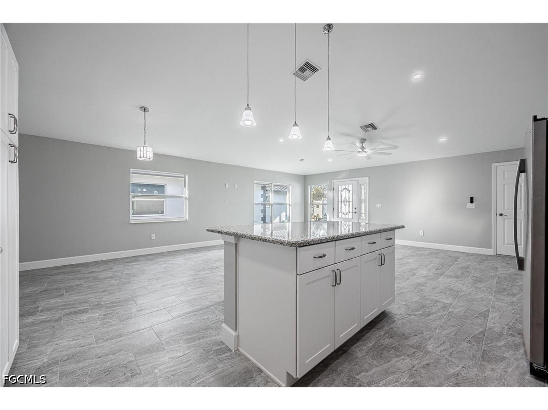184 Village Circle Labelle FL 33935 2026026462 image12