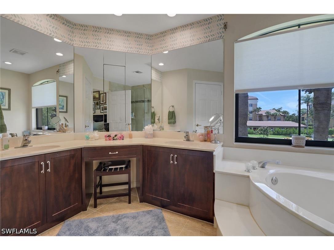 184 Vintage Circle #N201 Naples FL 34119 226012845 image12