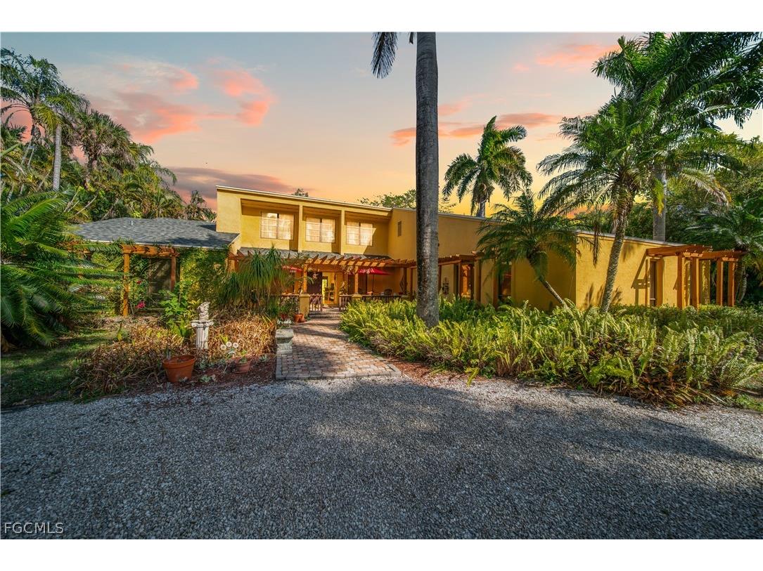 184 W Mariana Avenue North Fort Myers FL 33903 2026009606 image1