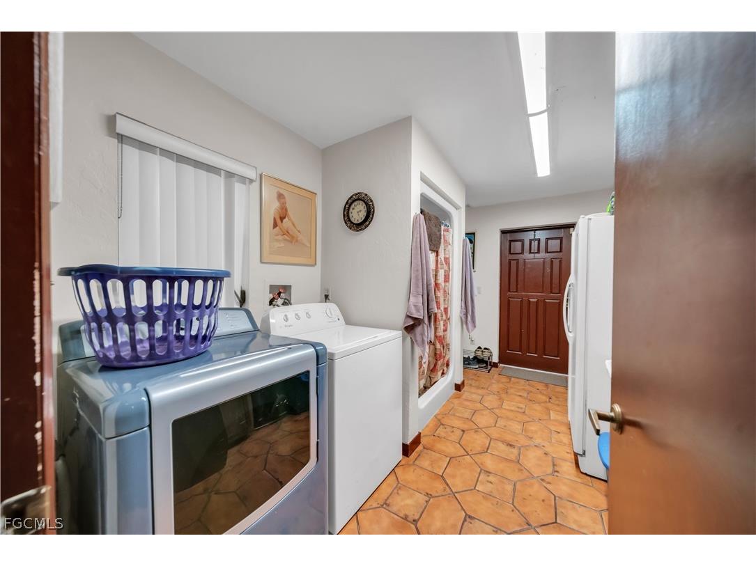 184 W Mariana Avenue North Fort Myers FL 33903 2026009606 image27