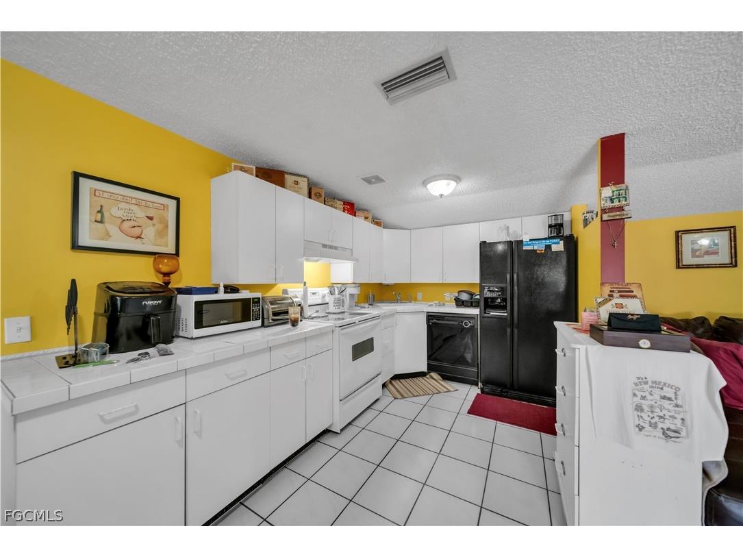 184 W Mariana Avenue North Fort Myers FL 33903 2026009606 image41