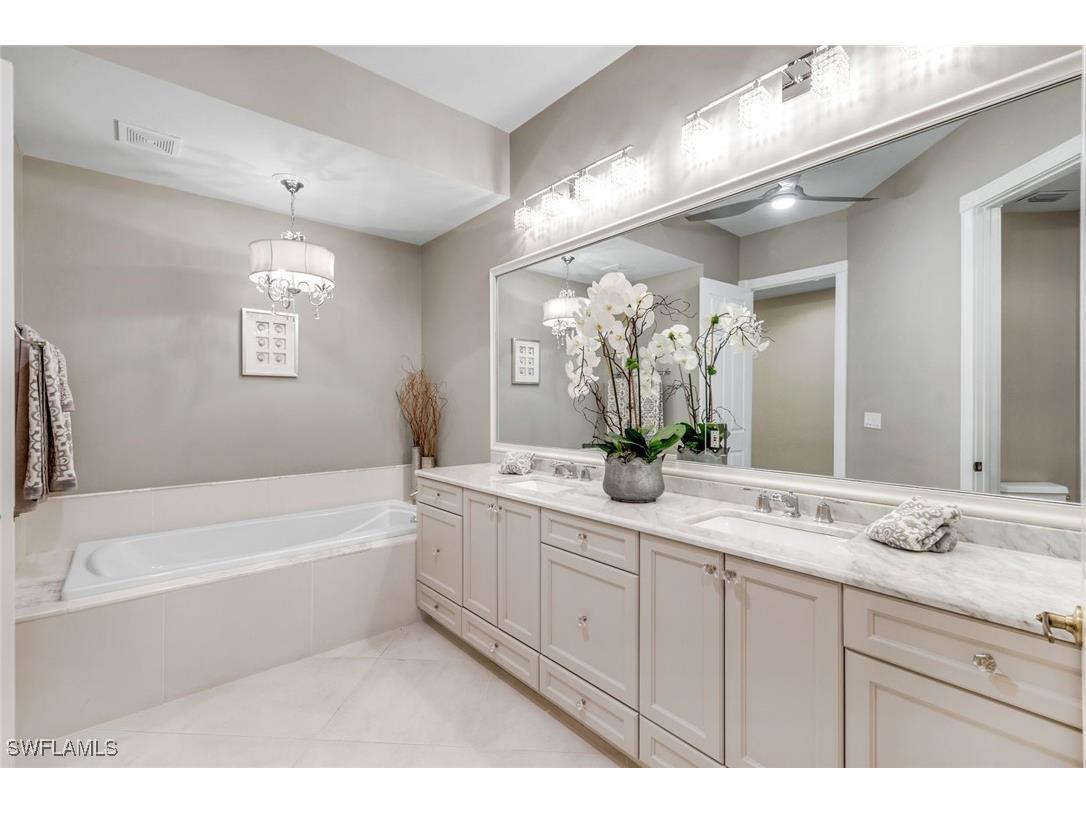 1840 Les Chateaux Boulevard #4-201 Naples FL 34109 225073043 image13