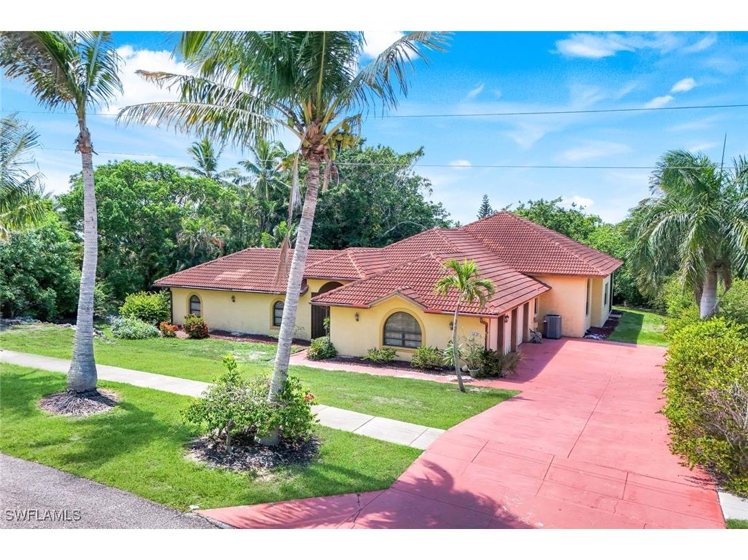 1841 Olds Court Marco Island FL 34145 225063300 image1