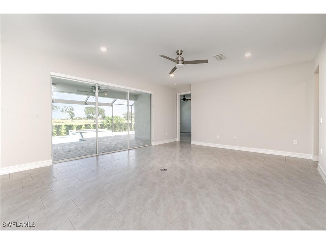 18420 Royal Hammock Boulevard Naples FL 34114 225067469 image6