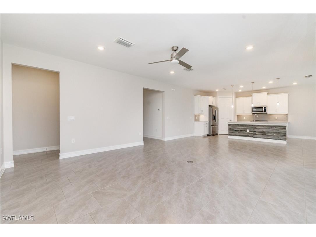 18420 Royal Hammock Boulevard Naples FL 34114 225067469 image9