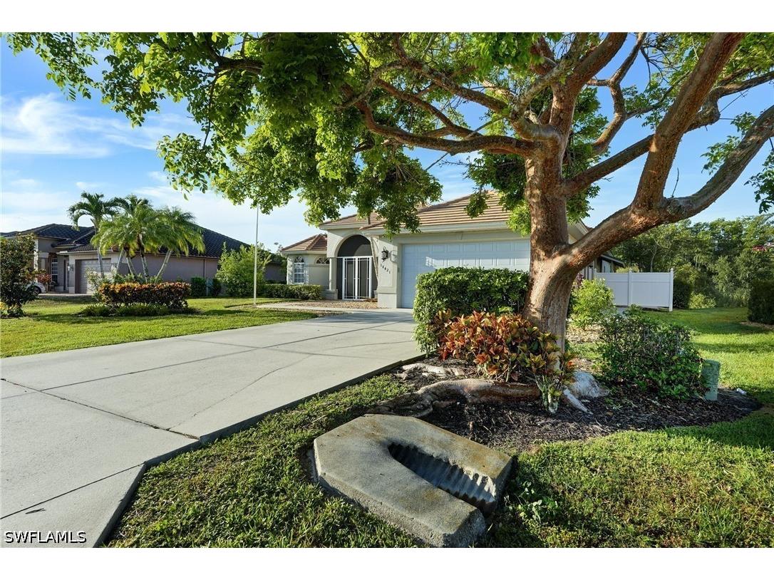 18421 Royal Hammock Boulevard Naples FL 34114 226019852 image1