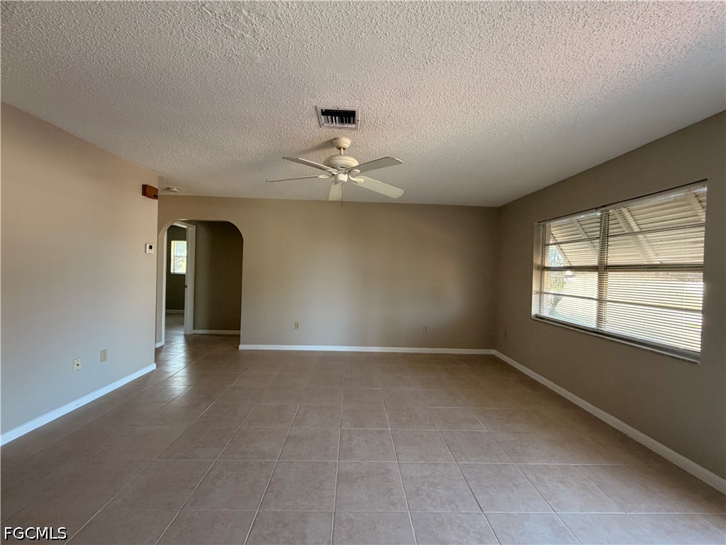 18433 Iris Road Fort Myers FL 33967 2026028996 image3