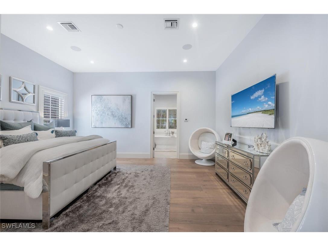 1844 Alamanda Drive Naples FL 34102 225073184 image19