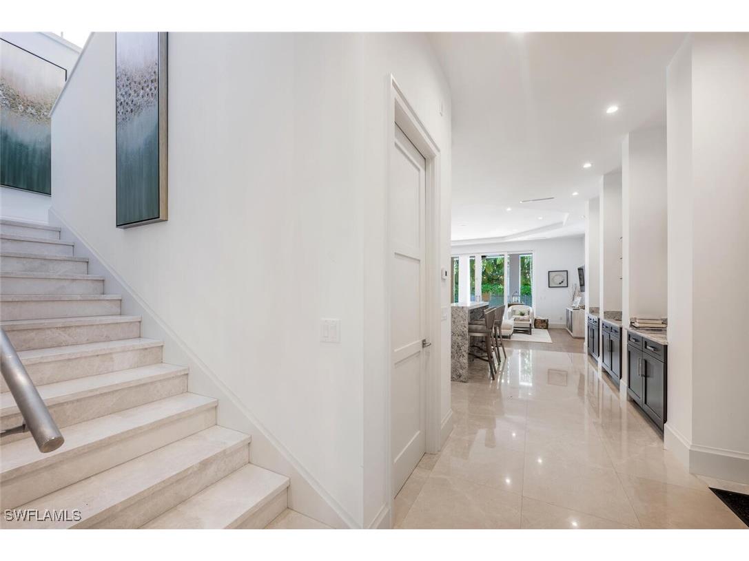 1844 Alamanda Drive Naples FL 34102 225073184 image4