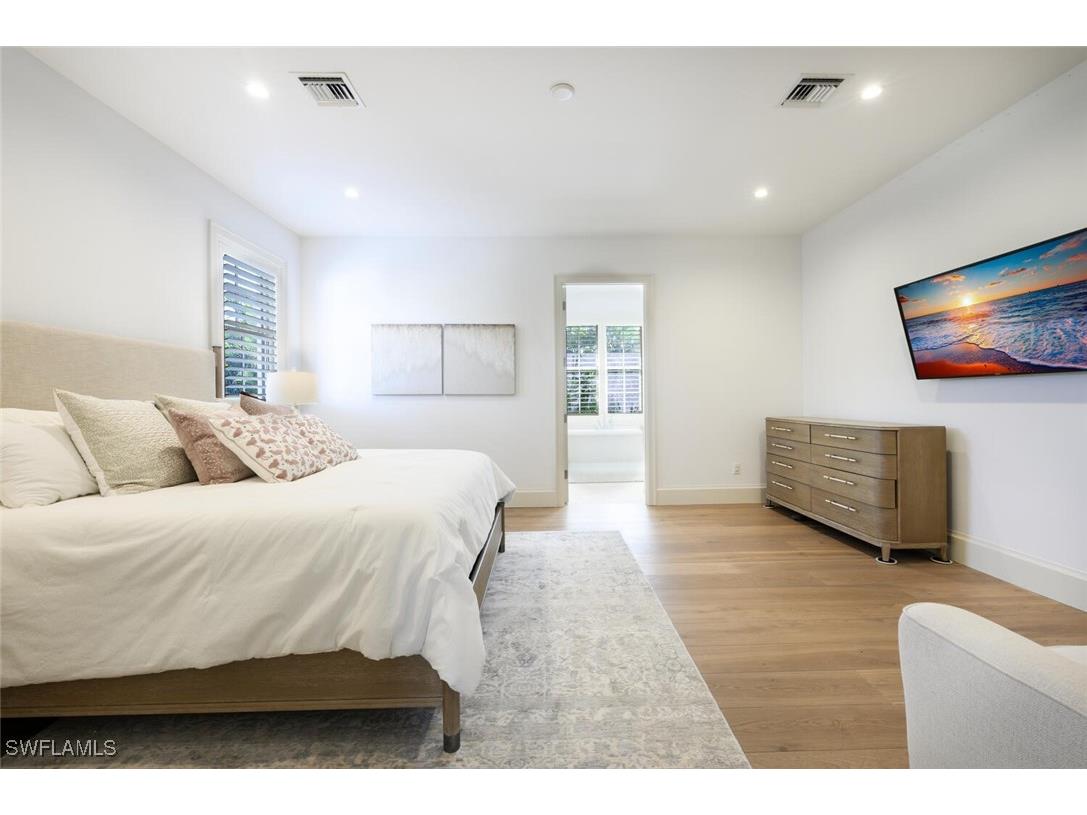 1844 Alamanda Drive Naples FL 34102 225073184 image41