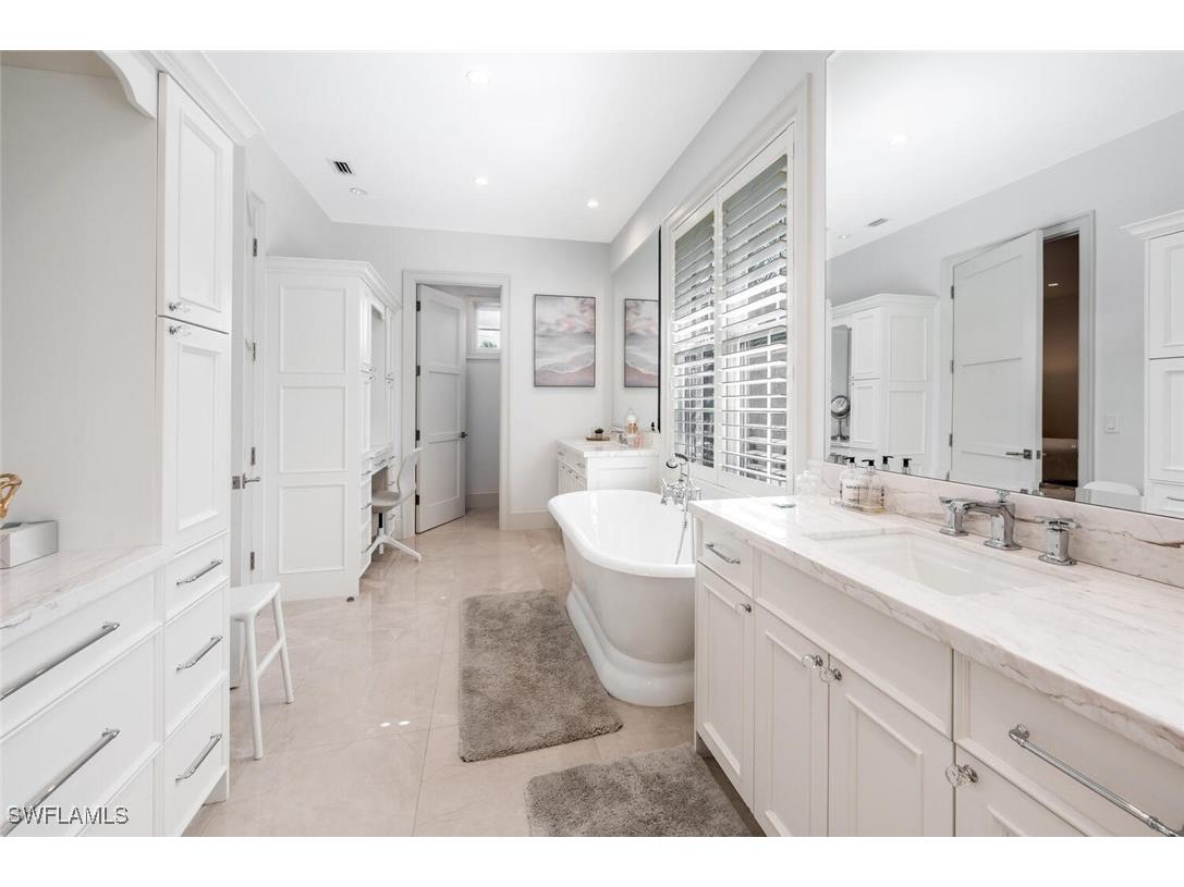 1844 Alamanda Drive Naples FL 34102 225073184 image45