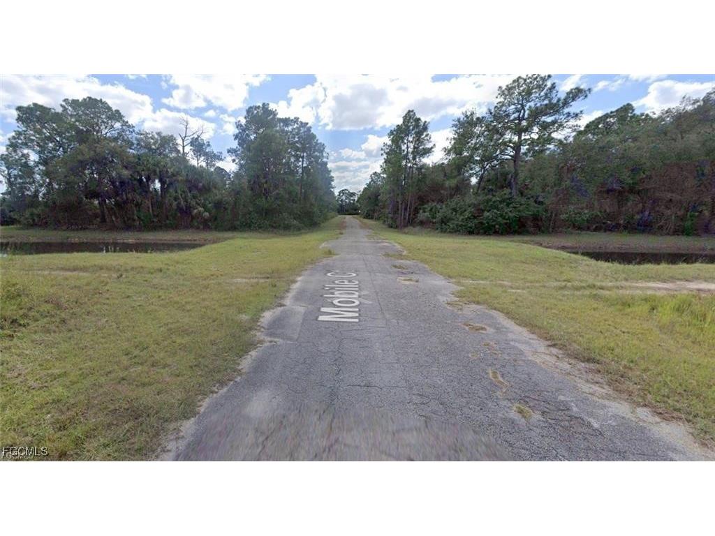 1844 Mobile Court Lehigh Acres FL 33972 2025023782 image1