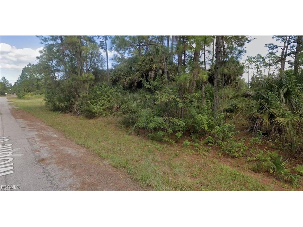 1844 Mobile Court Lehigh Acres FL 33972 2025023782 image5