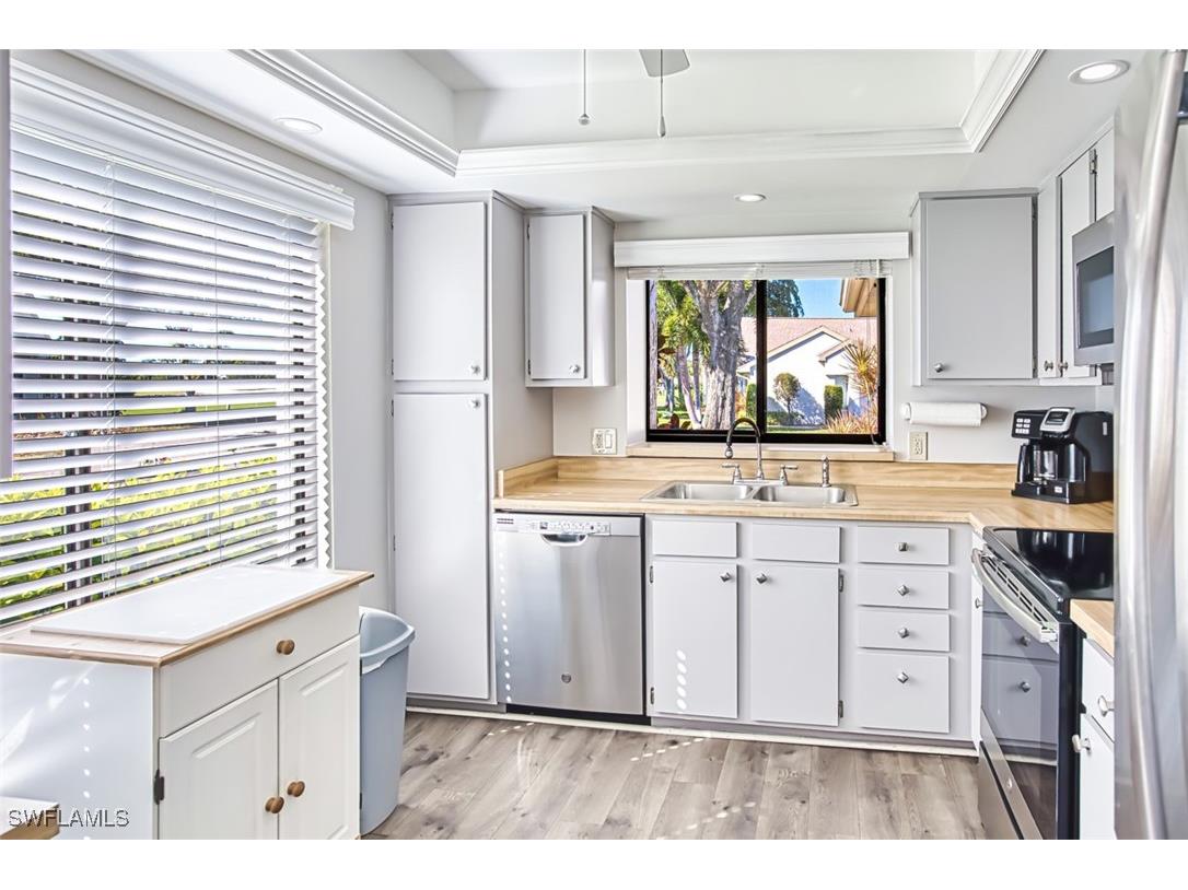 1844 Pine Glade Circle Fort Myers FL 33907 225080761 image2