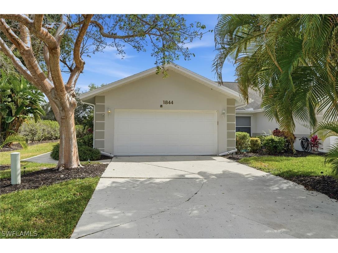 1844 W Crown Pointe Boulevard Naples FL 34112 226007933 image1
