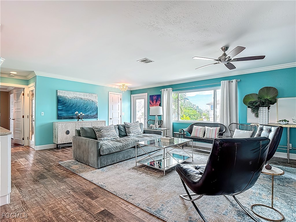 18443 Deep Passage Lane Fort Myers Beach FL 33931 2025021075 image25