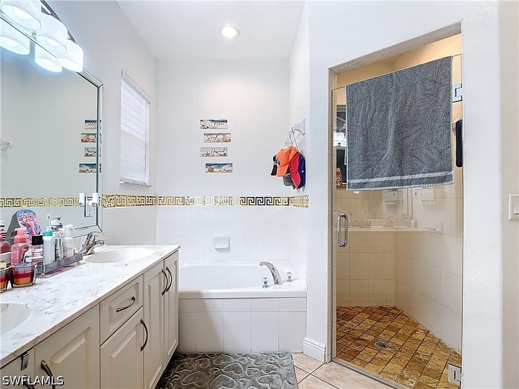 1845 Desoto Boulevard N Naples FL 34120 226011879 image11