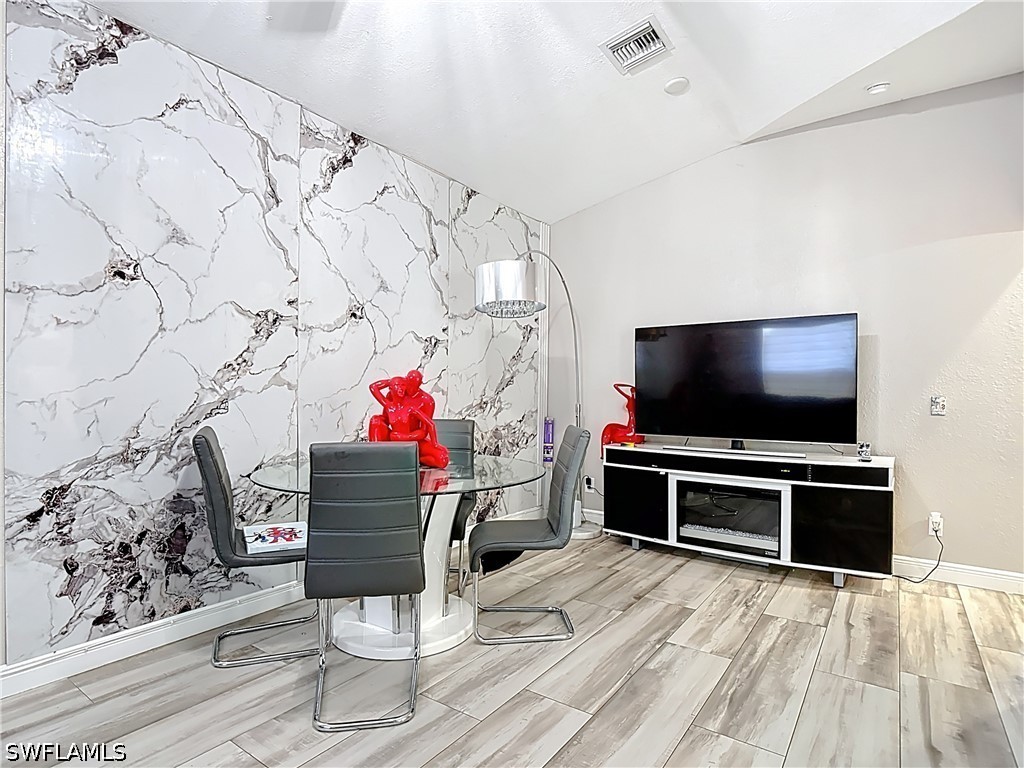 1845 Desoto Boulevard N Naples FL 34120 226011879 image16