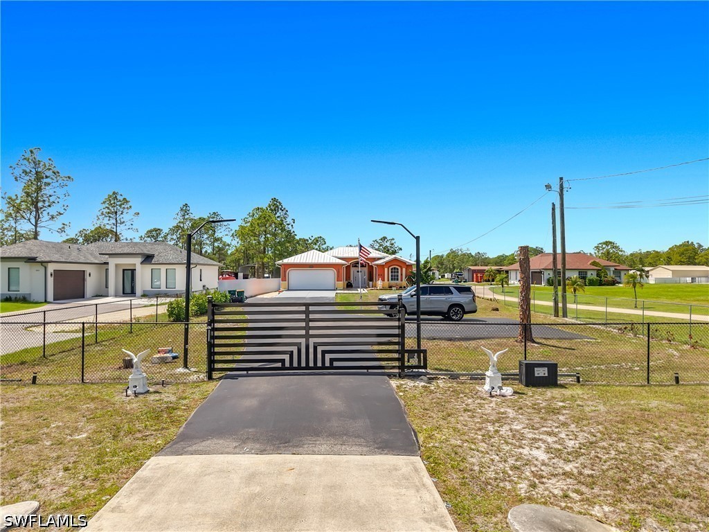 1845 Desoto Boulevard N Naples FL 34120 226011879 image2