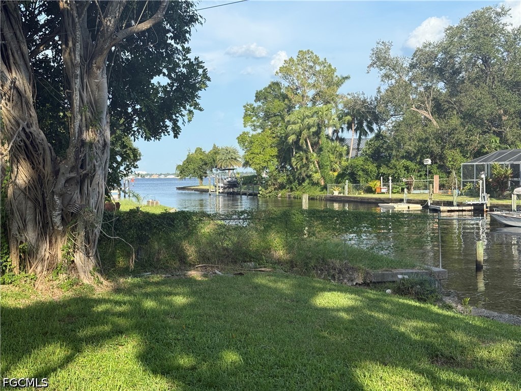 1845 Marina Circle North Fort Myers FL 33903 2026029661 image4